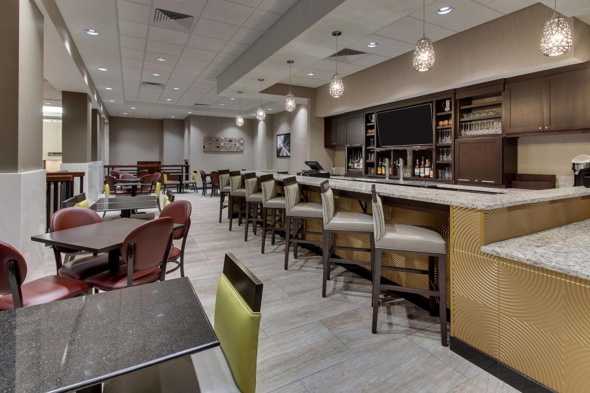 Drury Plaza Hotel Milwaukee Downtown Екстериор снимка